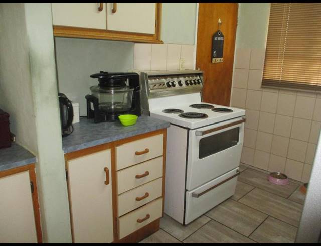 2 BEDROOM TOWNHOUSE FOR SALE IN WILGEHOF